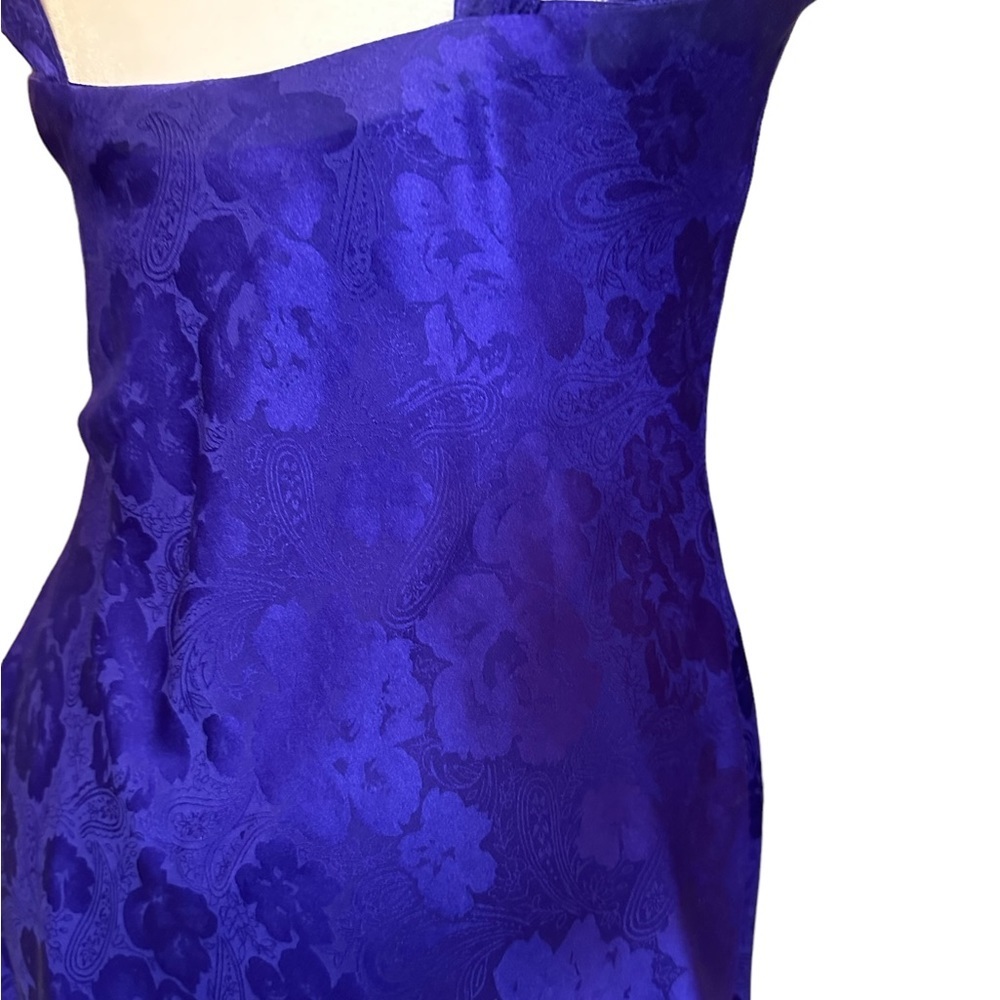 Vintage 2-piece Victoria Secret Lingerie Slip & Robe 🤩 - Picture 8 of 13